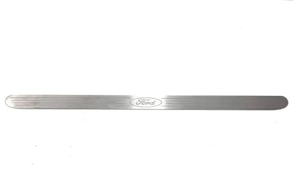 Ford Kuga I Front sill trim cover