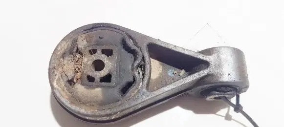 Ford Focus Engine mount bracket