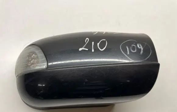 Mercedes-Benz E W210 Plastic wing mirror trim cover