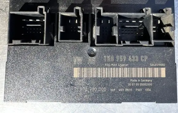 Volkswagen Touran I Comfort/convenience module 1K0959433CP