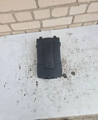 Volkswagen Golf V Battery box tray cover/lid 3C0915443A