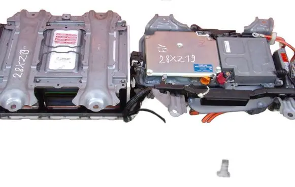 Honda Civic Hybrid / electric car battery 1E100RMX0132 LDA2