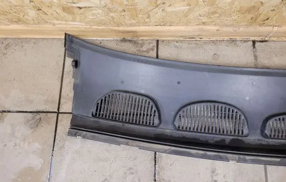 Ford Focus C-MAX Wiper trim 3M51R02216AG