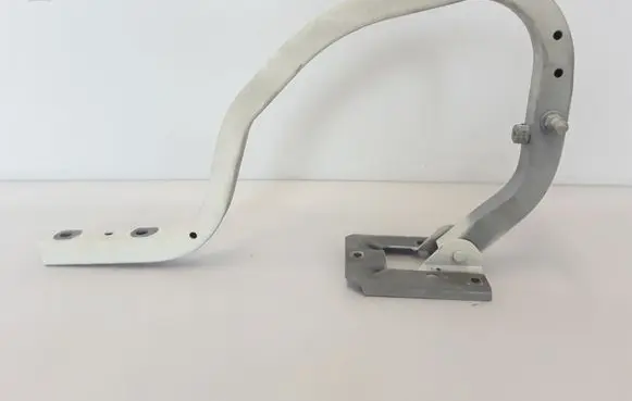 Renault Latitude (L70) Tailgate/trunk/boot hinge 844010017R
