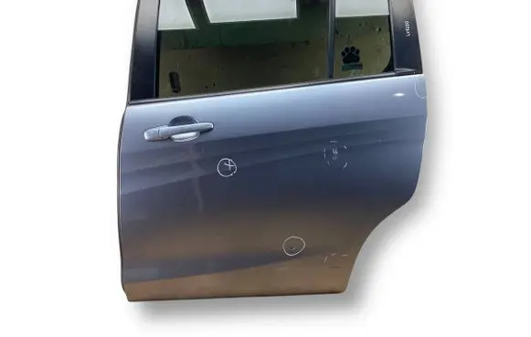 Mazda 5 Side sliding door
