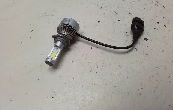 BMW 5 E60 E61 LED Daytime headlight 9006371