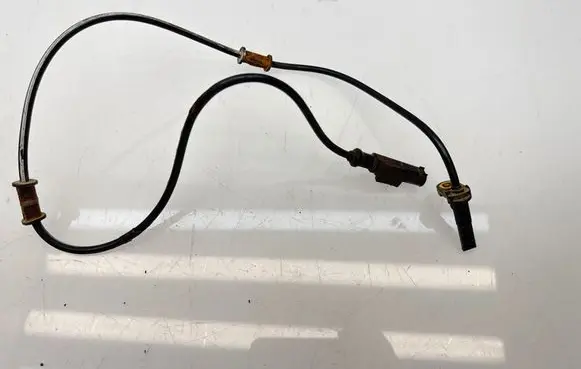 Subaru Outback ABS rear brake sensor 27540AG04
