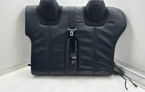 Tesla Model S Rear seat AG126890B 13MAY13