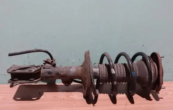 Toyota Avensis T250 Front shock absorber with coil spring