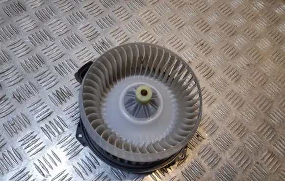 Ford Fusion II Heater fan/blower AY2727006220