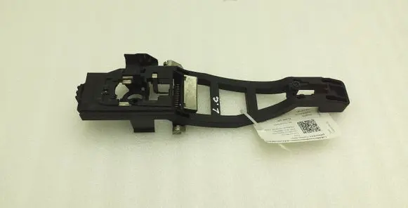 Rear door exterior handle/bracket