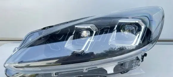 Ford Kuga III Headlights/headlamps set 13E017
