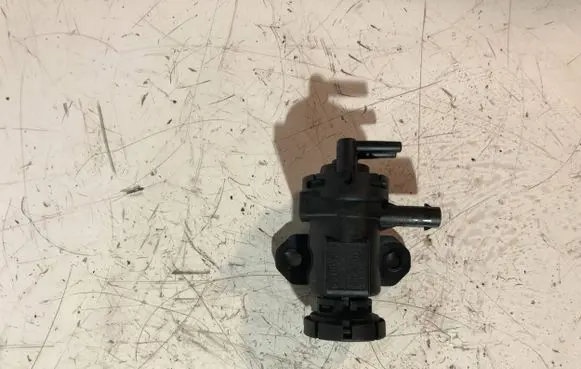 BMW X5 E70 Electromagnetic valve 0928402152