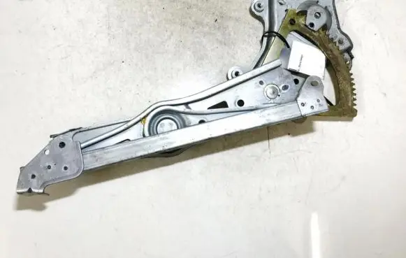Subaru Outback Sliding door window regulator with motor