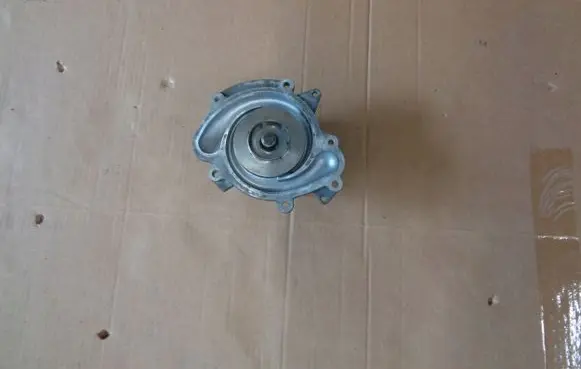 Mercedes-Benz E W211 Water pump R6422010410