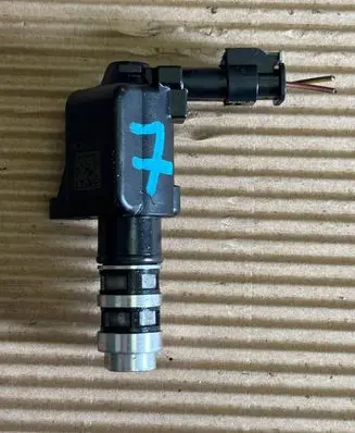 Audi A6 Allroad C8 Oil pressure sensor 05L906455A