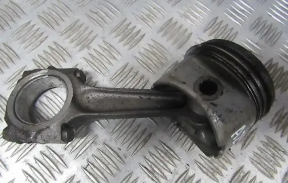 Peugeot 605 Piston with connecting rod