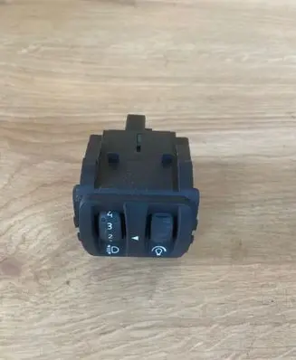 Renault Clio III Headlight level height control switch 8200095495B 88020001 08802012