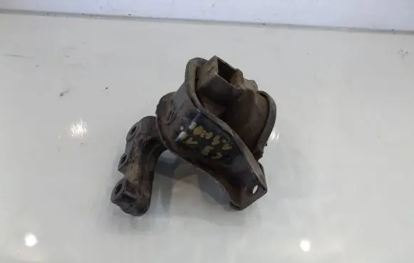Citroen C3 Engine mounting bracket