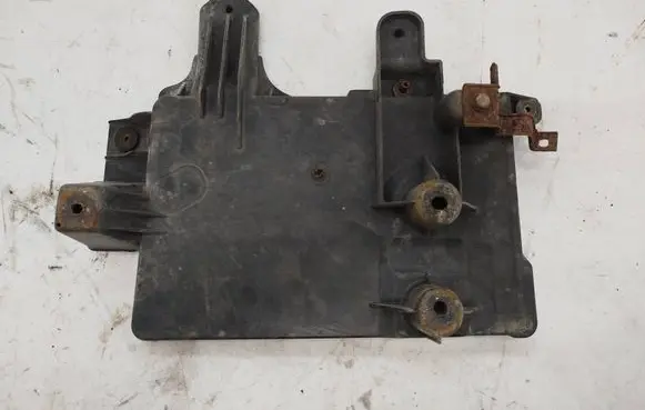 Mitsubishi Colt Battery tray 8201A084