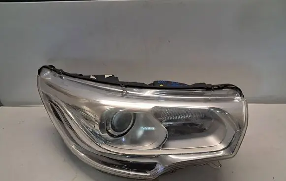 Citroen DS4 Headlight/headlamp