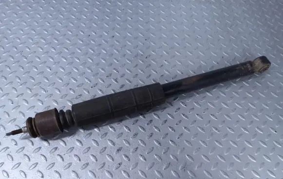 Nissan Cube Z12 Rear shock absorber/damper 562101FD0B