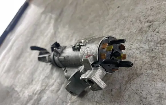 Volkswagen PASSAT B5.5 Ignition lock 4b0905851g 4b0905849
