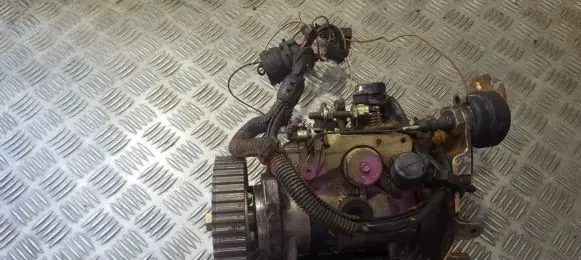 Fuel injection high pressure pump