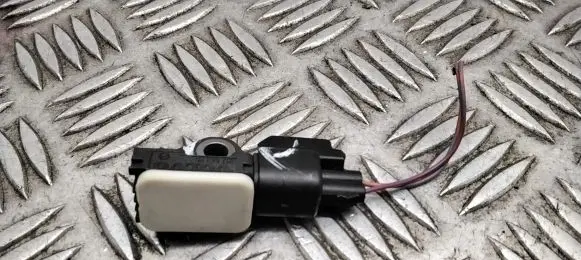 Volvo V70 Airbag deployment crash/impact sensor 31264395