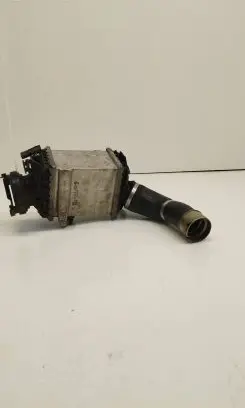 BMW 5 G30 G31 Intercooler radiator 8619391 228281 080170