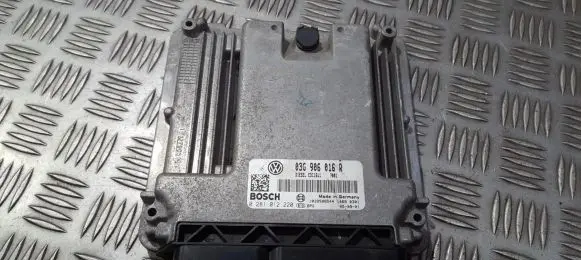 Volkswagen Golf Plus Engine control unit/module 03g906016r