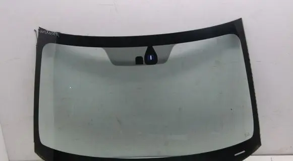 Mitsubishi Outlander Front windscreen/windshield window 4568