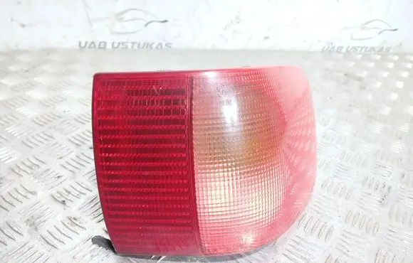 Audi 80 90 S2 B4 Rear/tail lights 295102