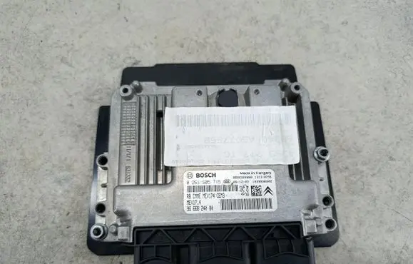 Peugeot 5008 Engine control unit/module ECU 9666824080