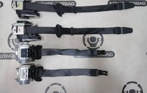 Audi Q7 4M Set of seat belts 4M0857705 4M0857706 4M0857705H