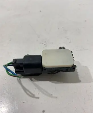 Volvo XC70 Airbag deployment crash/impact sensor 31264395