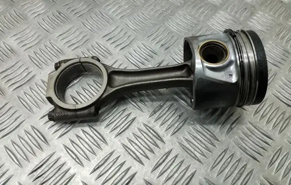 Volkswagen Golf VI Piston with connecting rod 80950 43R2 CAY