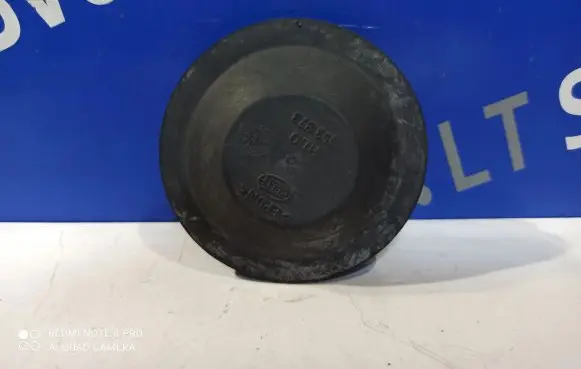 Saab 9-3 Ver1 Headlight/headlamp dust cover 153873