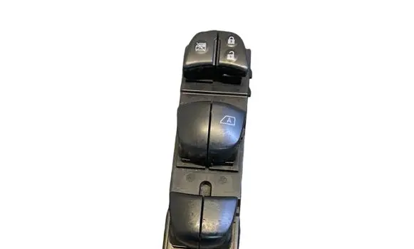 Nissan Juke I F15 Electric window control switch 254011KK0B 2622KK 911EB03