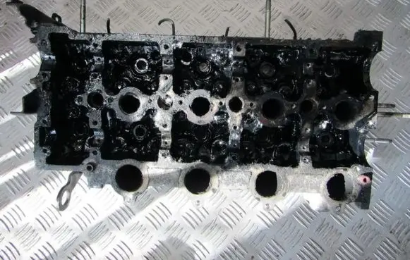 Ford Focus Engine head 9641752610
