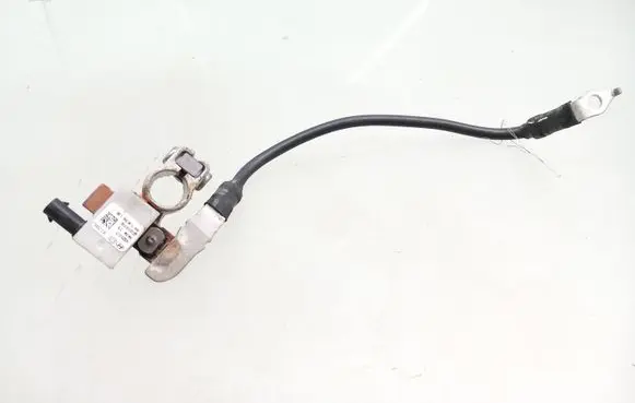 Hyundai i10 Positive cable (battery) 37180B9100