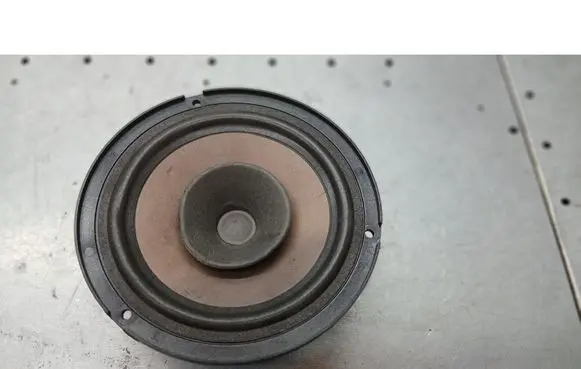 Opel Astra G Subwoofer speaker 93240743