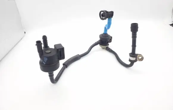 Volkswagen Tiguan Vacuum valve 06H906517H