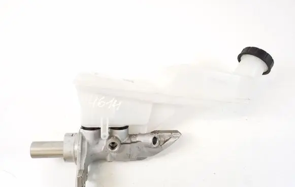 Mercedes-Benz B W246 W242 Master brake cylinder A2464300601