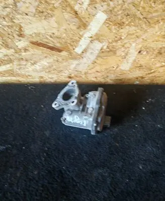 Renault Megane III EGR valve H8201143495