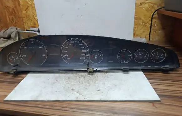 Audi A6 S6 C4 4A Speedometer (instrument cluster) 4A1919033HG 110008750003