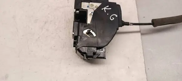 Nissan Pulsar Rear door lock