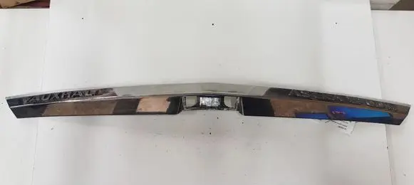 Opel Astra H Tailgate trim 461088395 13105814