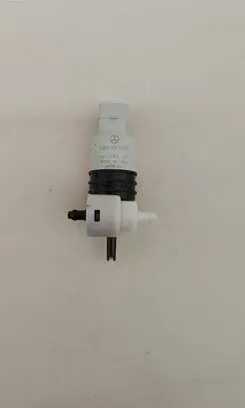 Mercedes-Benz C W205 Windscreen/windshield washer pump A2058660000
