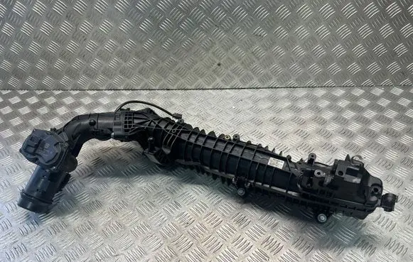 BMW 5 F10 F11 Intake manifold 7811909